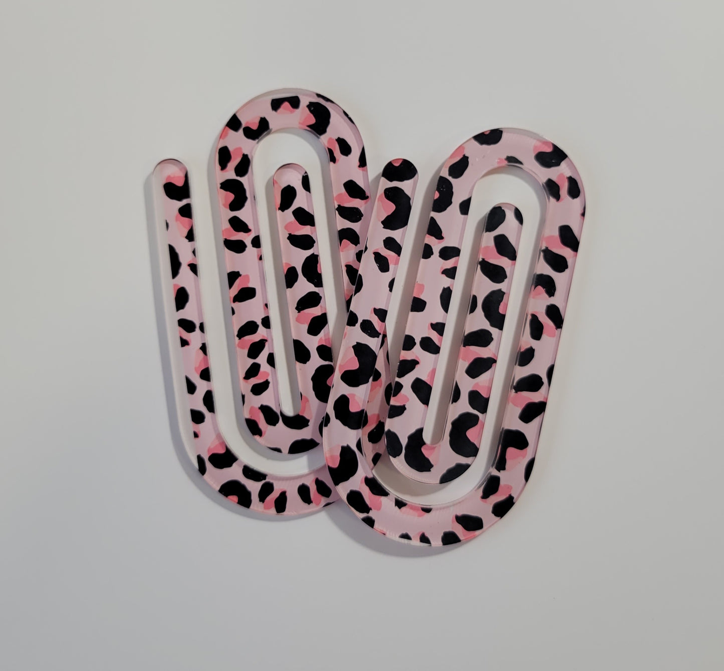 Acrylic Jumbo Paper Clip - Cheetah Design