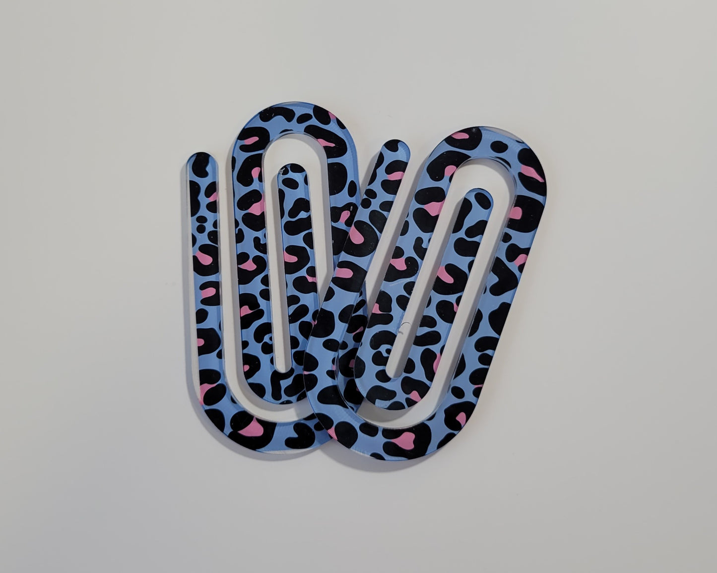 Acrylic Jumbo Paper Clip - Cheetah Design