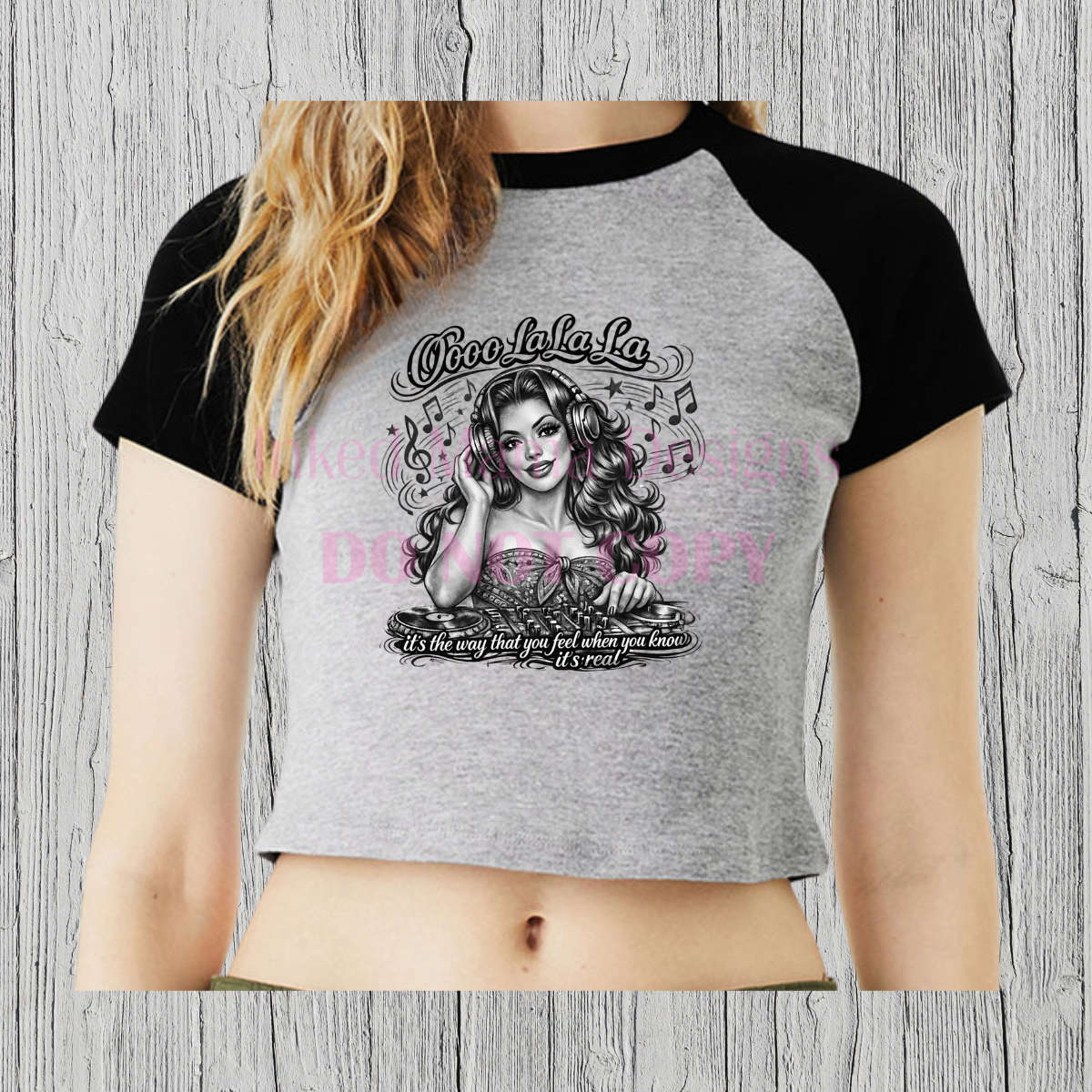 Oooo Lalala crop top apparel